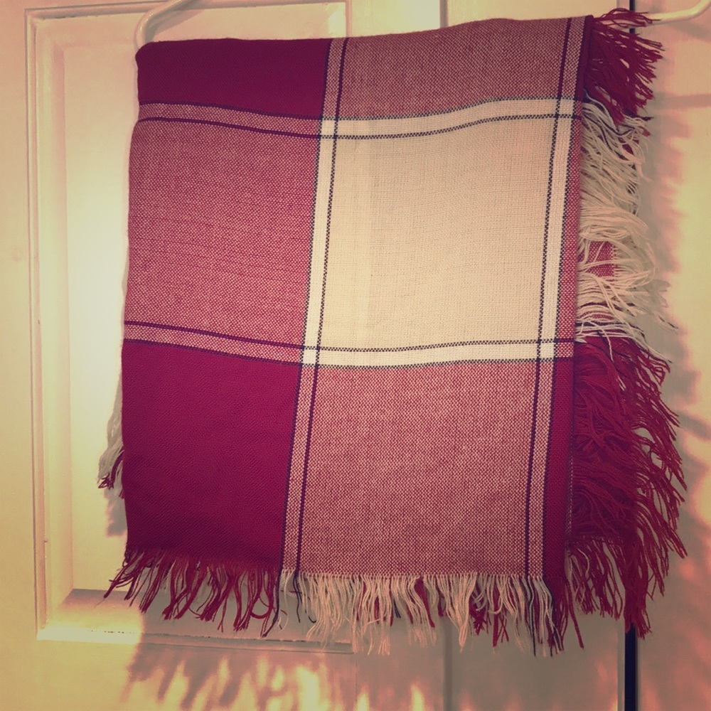 Scarf, wrap